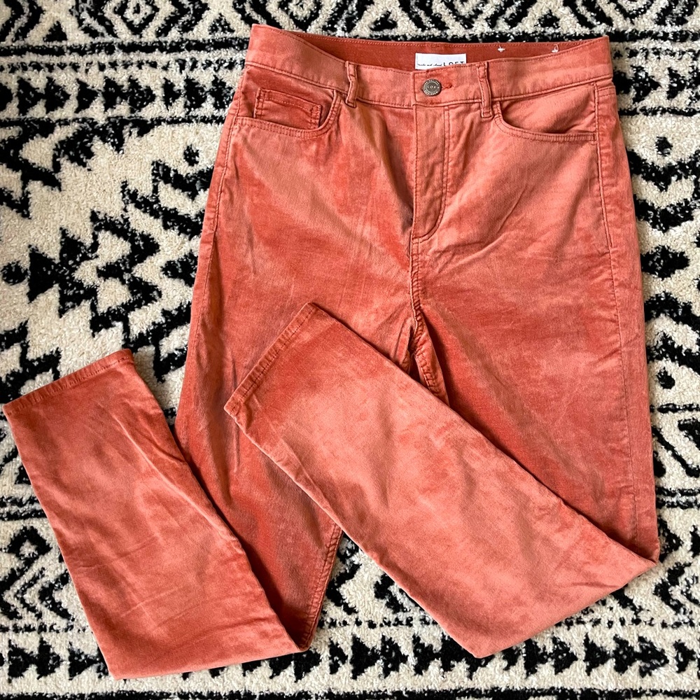 LOFT Velvet High Waisted Curvy Skinny Pants